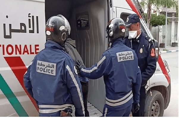 عناصر الأمن تعتقل عصابة متخصصة بما يعرف بـ”السماوي” بسلا