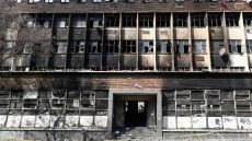 ارتفاع حصيلة حريق في جوهانسبرغ إلى 76 قتيلاً