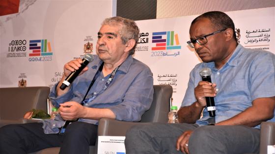 كتاب مصور” المنبوذون “: قصة عن معسكرات نظام فيشي بالصحراء.. من توقيع الكاتبين: المغربي “عمر بوم” والجزائري “نجيب بربر” هي جزء من تاريخنا على شكل رواية مصورة