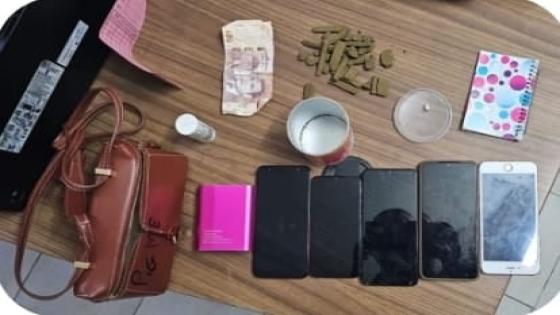 عناصر الشرطة بأمن عين السبع تعتقل مواطنا إفريقيا بتهمة ترويج المخدرات