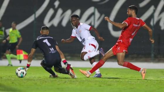 نتائج الدورة التاسعة من الدوري المغربي للمحترفين لكرة القدم:الوداد يسقط الفتح واتحاد طنجة يتعادل مع الماص