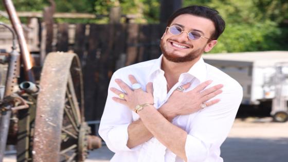 مفاجأة مثيرة للنجم سعد لمجرد في كليب “عاش الملك حبيبنا”:عمل وطني ضخم هدية للملك محمد السادس بمناسبة عيد العرش المجيد