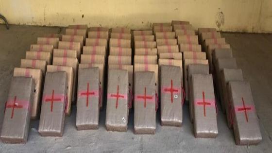 حجز كمية من أطنان الشيرا متفرقة بين فاس والجديدة