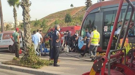 حادثة خطيرة بين الطرامواي ودراجة نارية