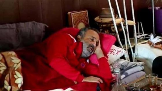 عبد الهادي السكتيوي يراقب تداريب القرش عن بعد بسبب المرض