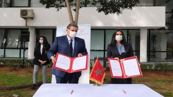 أخنوش وفتاح العلوي يوقعان اتفاقيات تتعلق بالبرنامج الوطني لإحداث جيل جديد من التعاونيات الفلاحية