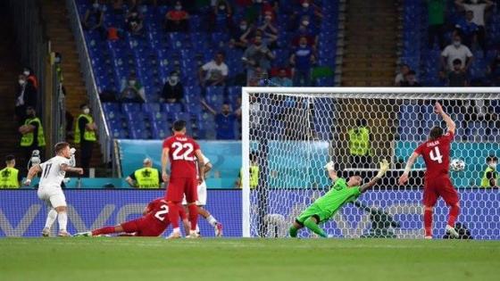 إيطاليا تفتتح “يورو 2020” بثلاثية في مرمى تركيا