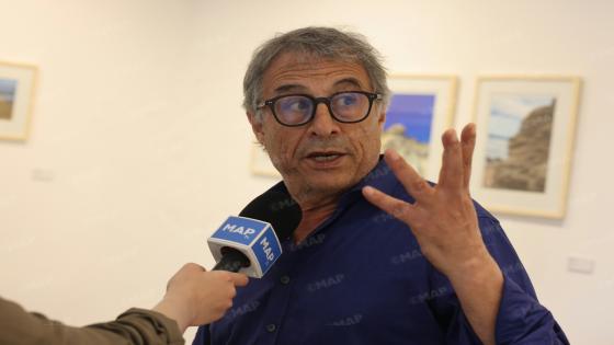 الرباط.. افتتاح معرض “منحوتات متآكلة” للفنان الفوتوغرافي المغربي-الفرنسي مصطفى طايو