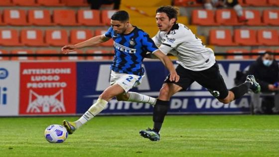 حكيمي وانتر ميلان في الصدارة رغم التعادل مع سبيزيا