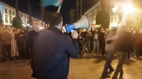 وقفة احتجاجية بطنجة تضامنا مع الشعب الفلسطيني وتنديدا باغتيال أبوعاقلة