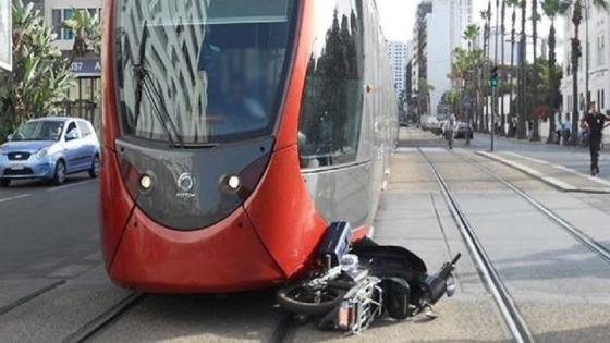 طرامواي يؤدي بحياة شخص بالدار البيضاء