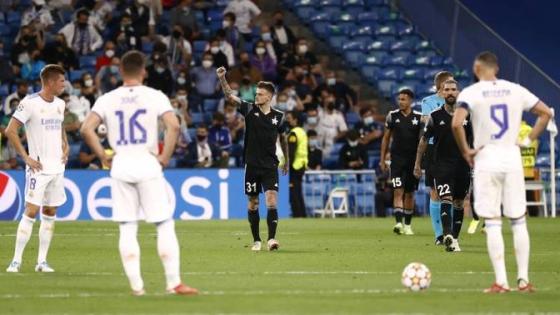 ميسي ينطلق بهدف سينمائي وأياكس يتصدر بثنائية بشكتاش و ليفربول يكتسح بورتو بخماسية والريال يسقط بعقر الدار