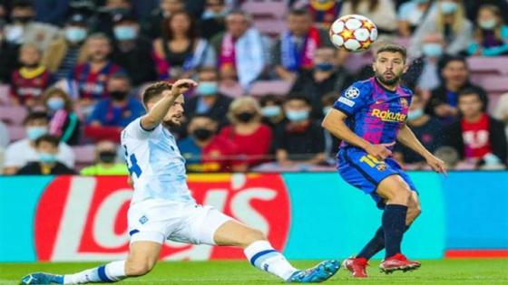 برشلونة يحقق فوزه الأول في دوري الأبطال