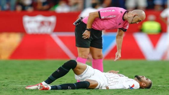 النصيري يغيب عن الملاعب لعدة أشهر