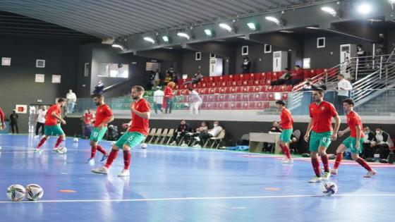المنتخب الوطني لكرة القدم داخل القاعة يفوز على المنتخب البرازيلي