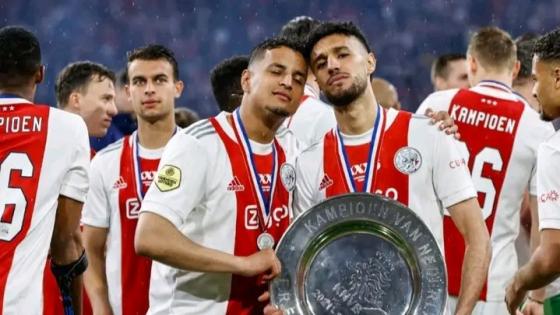 لاعب مغربي يغيب عن معسكر أياكس بسبب تهديدات بالقتل