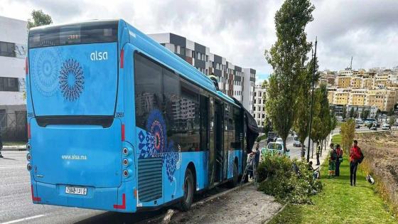  نجاة ركاب حافلة لنقل العمومي بطنجة بأعجوبة من حادثة سير