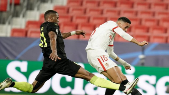 النصيري يعادل رقم زياش والشماخ في منافسات عصبة الأبطال
