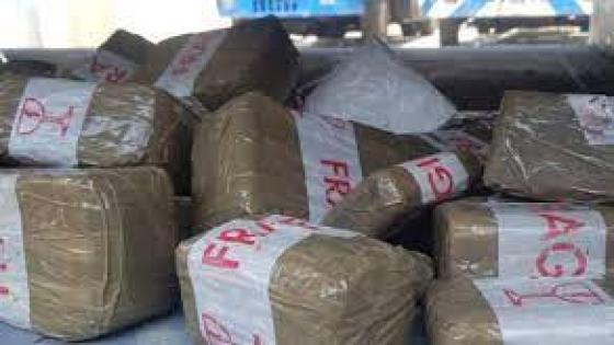 عناصر الأمن والجمارك تحبط محاولة لتهريب كميات من المخدرات بطنجة المتوسط