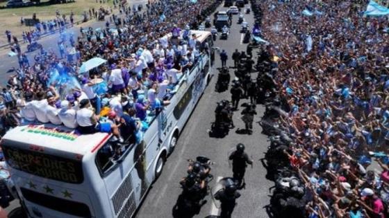 جماهير الأرجنتين توقع عريضة تطالب فرنسا «بالتوقف عن البكاء» بعد المونديال