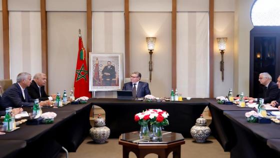 رئيس الحكومة يترأس اجتماعا للجنة قيادة البرنامج الوطني للتزويد بالماء الشروب ومياه السقي 2020-2027