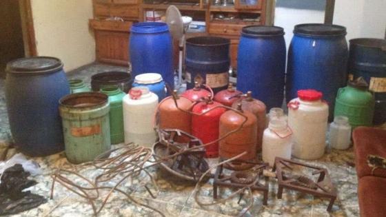 فرقة محاربة العصابات بأمن مراكش تعتقل شخصا بتهمة التجارة في الخمور و تحجز كمية كبيرة من الماحيا