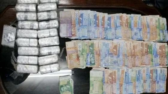 اعتقال أربعة أشخاص بالدارالبيضاء بتهمة حيازة وترويج 11 الف و400 قرص طبي مخدر