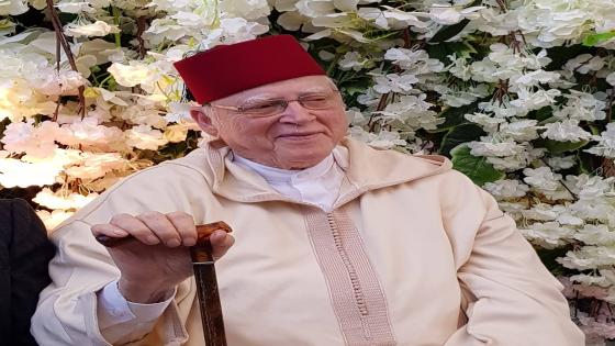 الشاعر الكبير محمد الرحالي الموساوي في قصيدة رائعة بعنوان “التنبر مع الإنترنيت “( الحلقه الأولى )