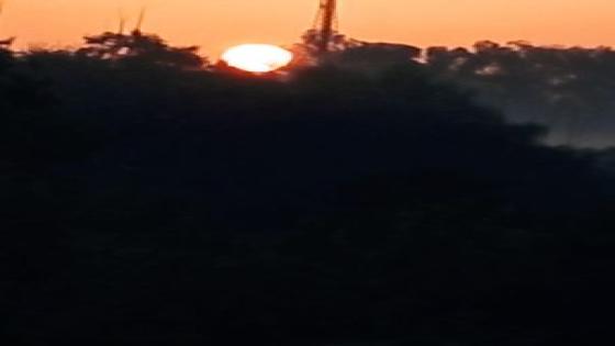 *زمن بلا عقارب * للكاتب والشاعر محمد كمل