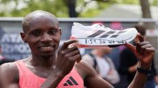 الكيني ساوي بطلا لماراثون لندن برقم تاريخي