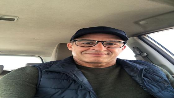 مصطفى بوركون يعيد “منين نبدا الحديث” بطريقة أكثر من رائعة