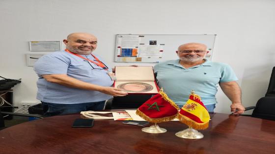 لقاءات في لاس بالماس :تبادل الاراء و التجارب و المعطيات في عدد من القضايا البيداغوجية و الهيكلية و العلمية و أعداد الطلاب و الأساتذة