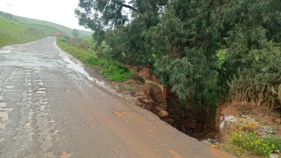 حفرة كبيرة ببئر ببوش تهدد سلامة الجميع