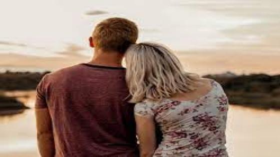 نص غنائي * قبلتك بخاطري * للشاعر حفيظ الامراني