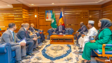 وزير الخارجية التشادي الجديد يجري مباحثات مع سفير المغرب في نجامينا