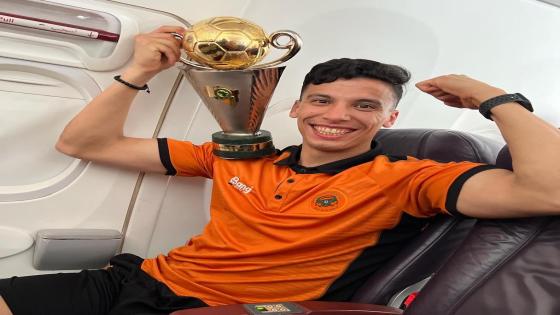 العروض تنهال على حارس النهضة البركانية حمزة حمياني