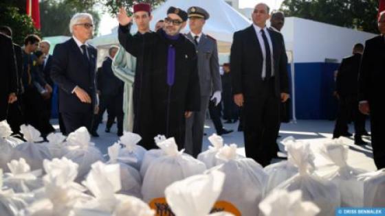 جلالة الملك يعطي بسلا انطلاقة العملية الوطنية “رمضان 1447” التي سيستفيد منها أزيد من 4,3 ملايين شخص