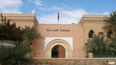 زاكورة.. النيابة العامة تأمر بفتح بحث حول ظروف وملابسات حادث انقلاب حافلة للنقل العمومي