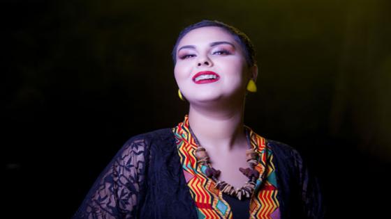 -بالفيديو: عبير العابد تضيف لمسة عصرية على أغنية “العطار”