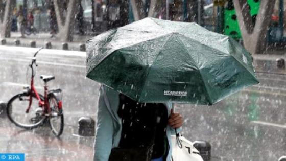 رياح قوية محليا وأمطار رعدية معتدلة يومي الخميس والجمعة بعدد من مناطق المملكة