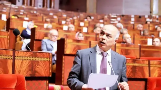 بوادر أزمة مرتقبة في الموسم الدراسي المقبل، بعد توتر العلاقة بين المتصرفين التربويين والوزارة الوصية.