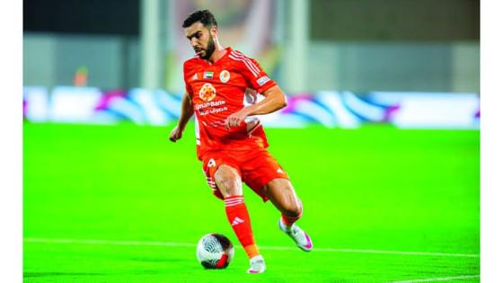 وليد أزارو يسجل 43 هدفا ويتجاوز سفيان رحيمي في الدوري الإماراتي