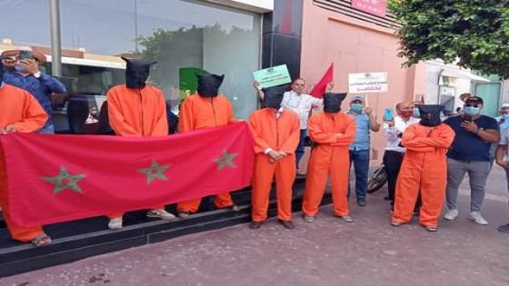 مهنيو النقل السياحي بمراكش في وقفة احتجاجية