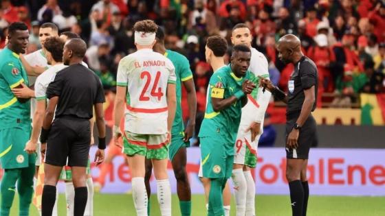 الفيفا يتخذ قرارا صارما قبل انطلاق كأس العالم بعد انسحاب السنغال أمام المغرب