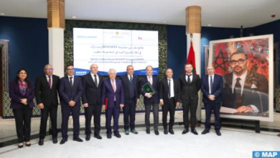 صناعة: التوقيع على اتفاقية شراكة لتوطين مجموعة “بولهوف” بالمغرب