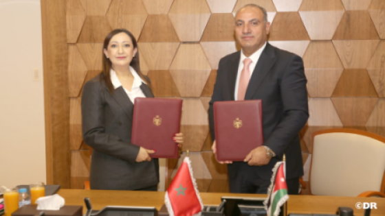 التوقيع على اتفاقية توأمة وتعاون بين مدينتي الرباط وعمان