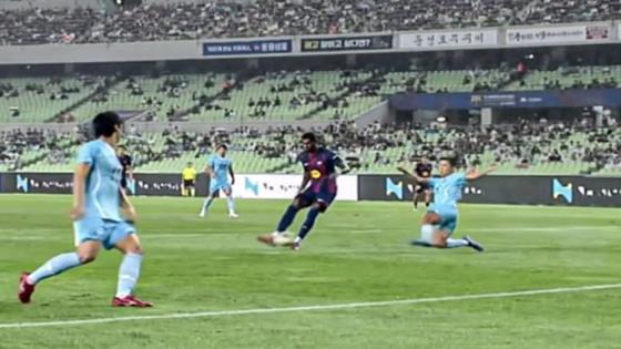 أول هدف للاعب راشفورد بقميص برشلونة