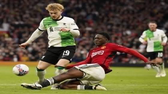 مان يونايتد/ ليفربول: قمة الكرة الانجليزية في مسرح الأحلام