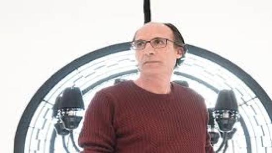 في محراب التشكيل : بنيونس عميروش: مؤسف جدا أن لا توجد بالمغرب كلية للفنون الجميلة !