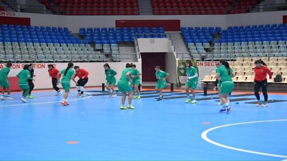 المنتخب الوطني النسوي لكرة القدم داخل القاعة يستعد للقاء بولونيا